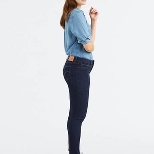 711 Levi's Skinny jeans (dark blue)